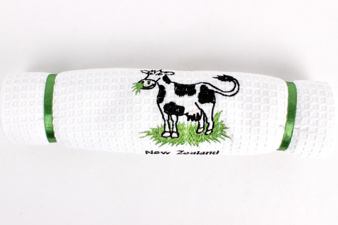Embroidered pure cotton waffle weave souvenir tea towel 'cow' Code: T/T-EMB/COW image 0